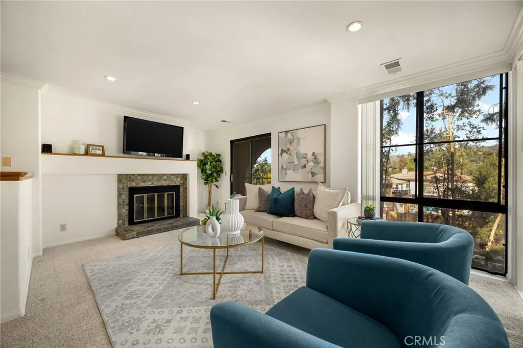 13575 Murphy Hill Drive, Whittier, California 90601 home-pic-1